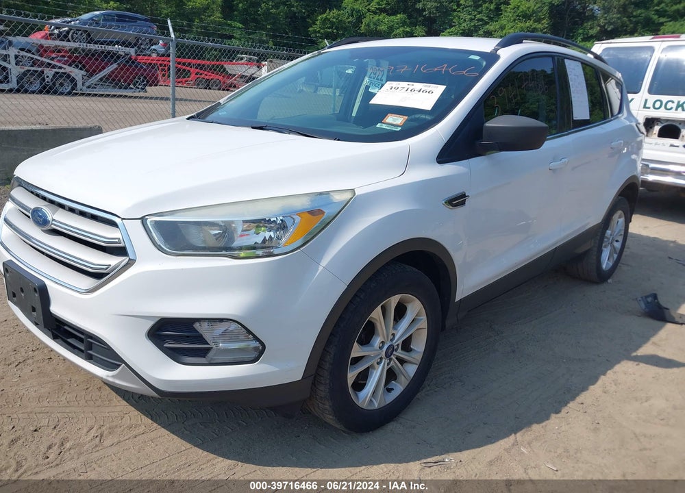 2018 FORD ESCAPE SE VIN: 1FMCU9GD3JUA43980