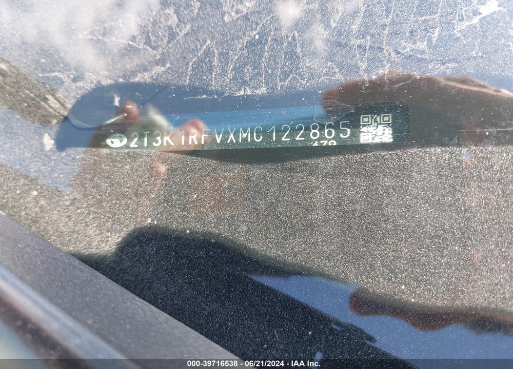 2021 TOYOTA RAV4 LE VIN: 2T3K1RFVXMC122865