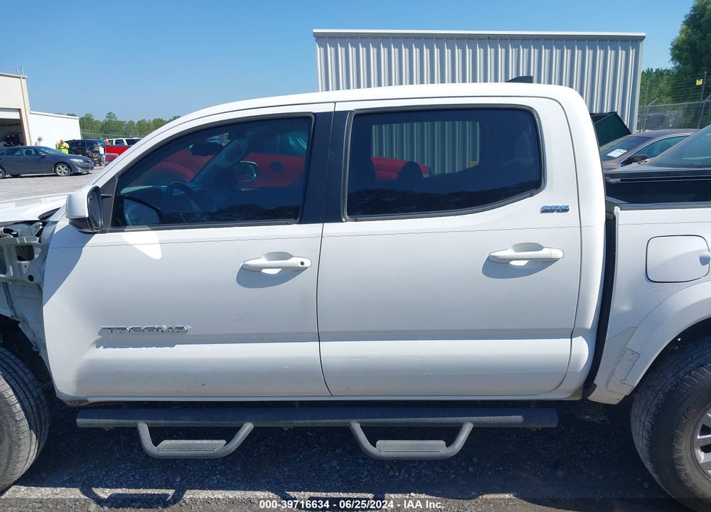 2017 TOYOTA TACOMA SR5 V6 VIN: 3TMCZ5AN6HM104592