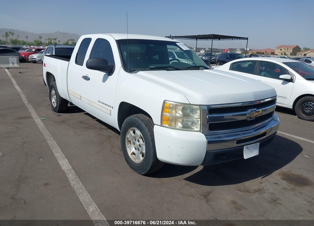 2009 CHEVROLET SILVERADO 1500 LT VIN: 1GCEC29009Z121454