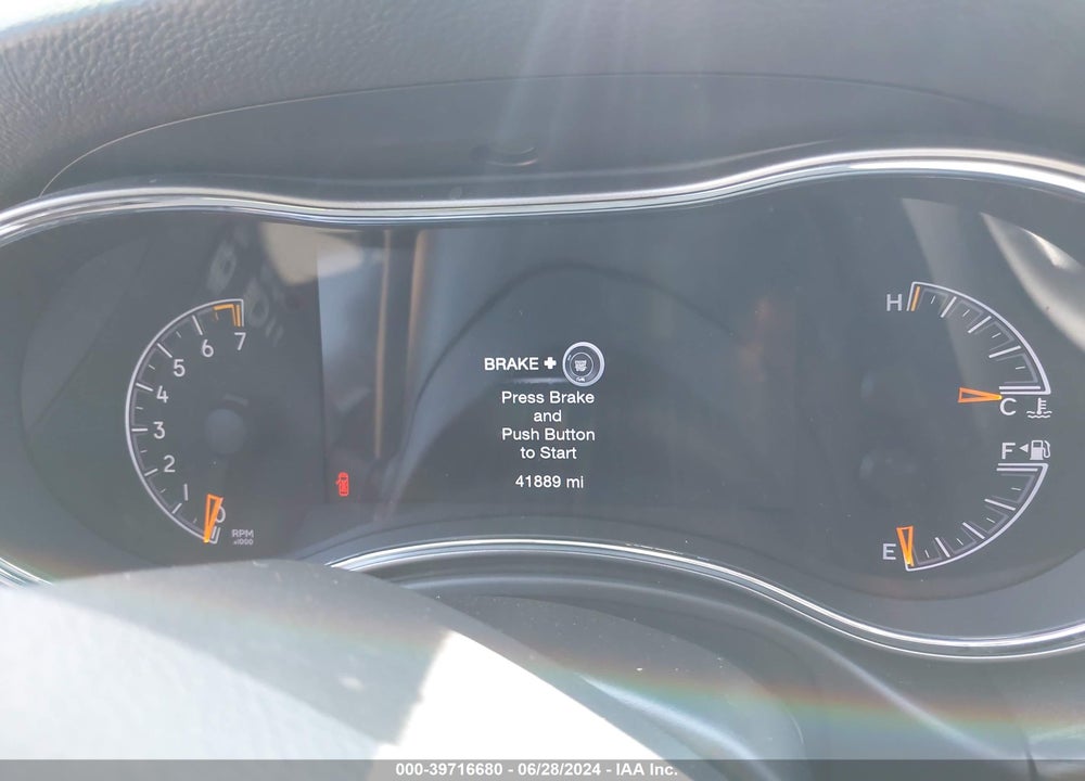 2019 JEEP GRAND CHEROKEE ALTITUDE 4X4 VIN: 1C4RJFAG4KC587341