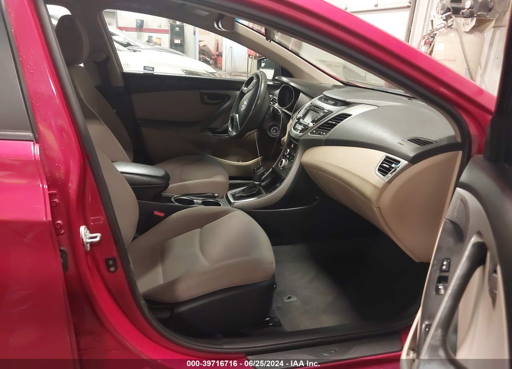2015 HYUNDAI ELANTRA SE VIN: KMHDH4AE5FU452650
