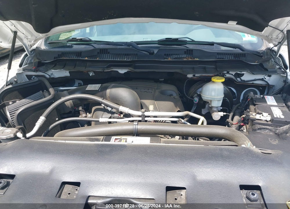 2016 RAM 1500 EXPRESS VIN: 1C6RR7FT7GS417869