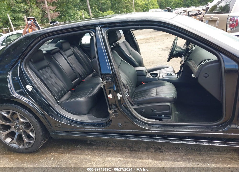 2015 CHRYSLER 300 VIN: 2C3CCABG2FH921620