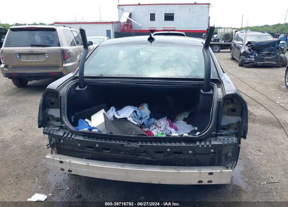 2015 CHRYSLER 300 VIN: 2C3CCABG2FH921620