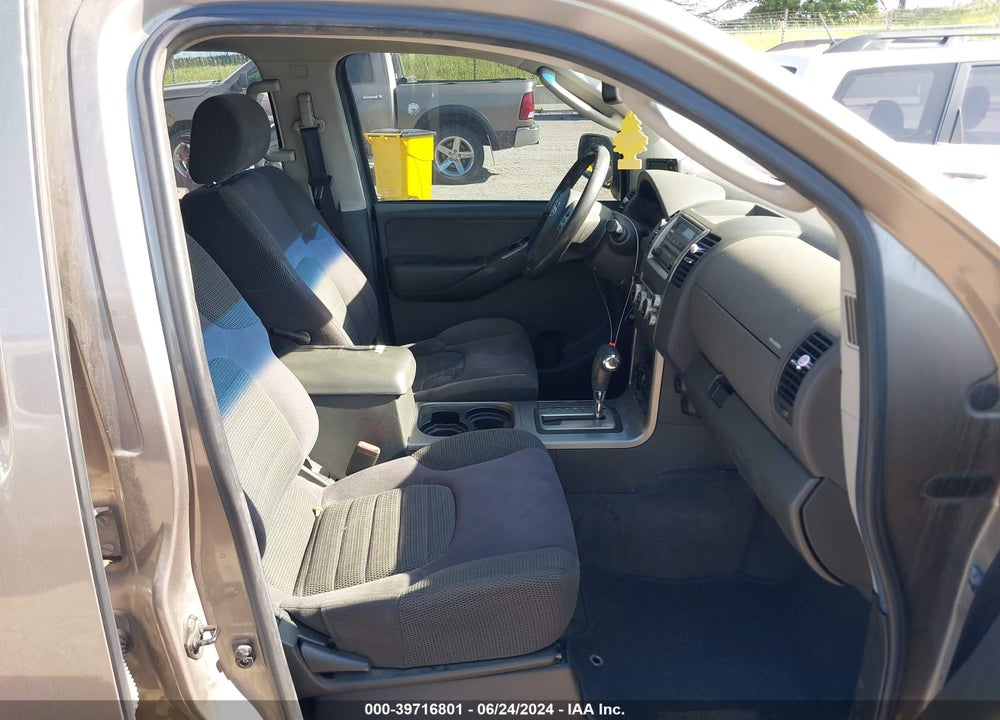 2006 NISSAN PATHFINDER SE VIN: 5N1AR18W46C637663