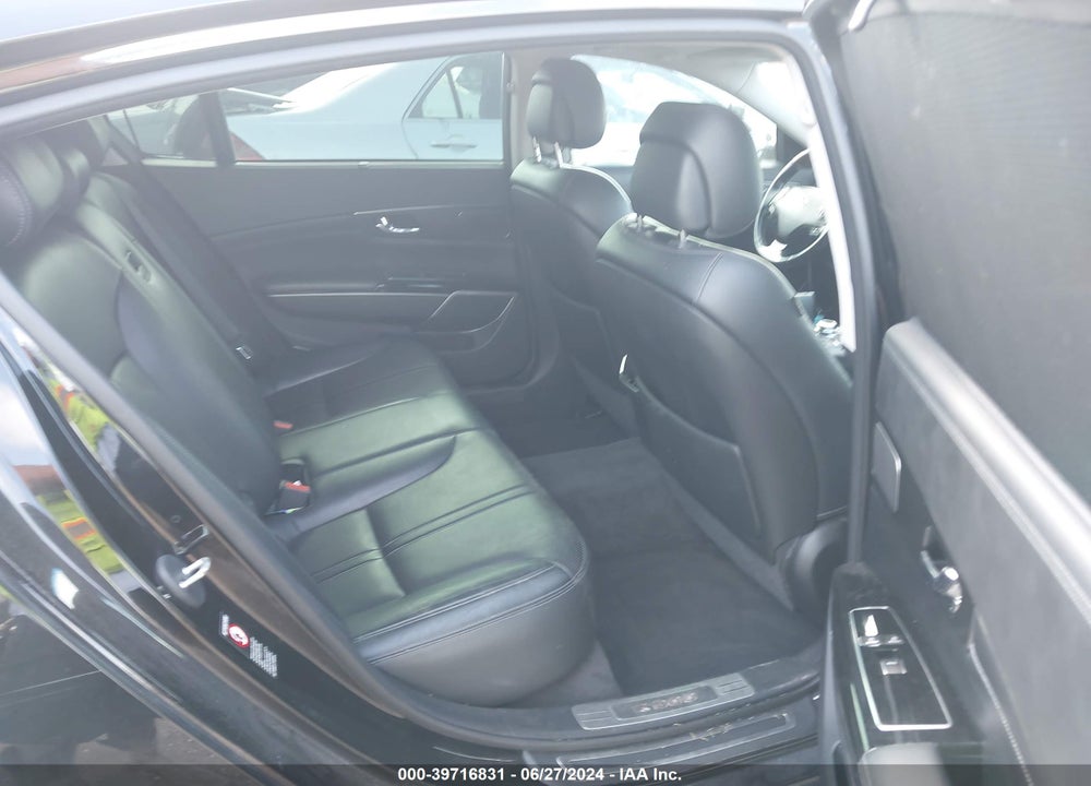 2016 KIA K900 LUXURY 3.8L VIN: KNALU4D31G6031470