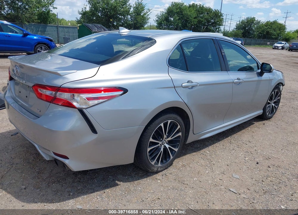 2020 TOYOTA CAMRY SE VIN: 4T1G11AK3LU906296