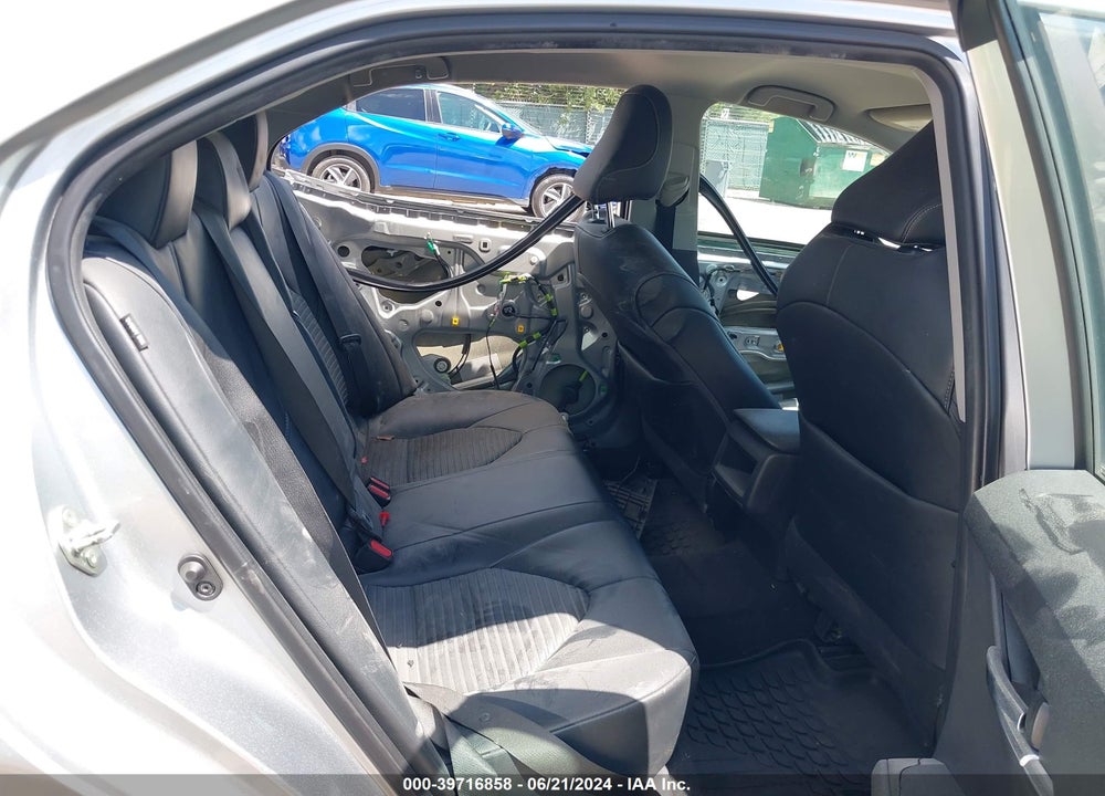 2020 TOYOTA CAMRY SE VIN: 4T1G11AK3LU906296
