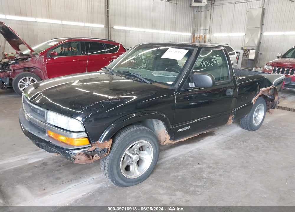 2003 CHEVROLET S-10 LS VIN: 1GCCS14H438250912