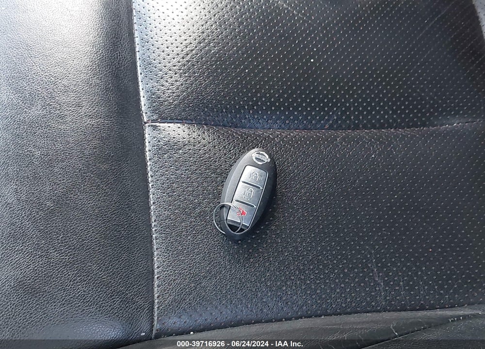 2011 NISSAN JUKE SL VIN: JN8AF5MVXBT013740