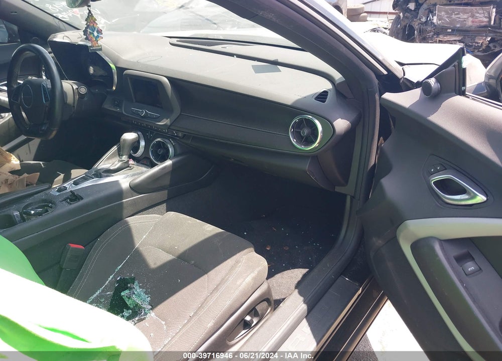 2019 CHEVROLET CAMARO 1LS VIN: 1G1FB1RX1K0157445