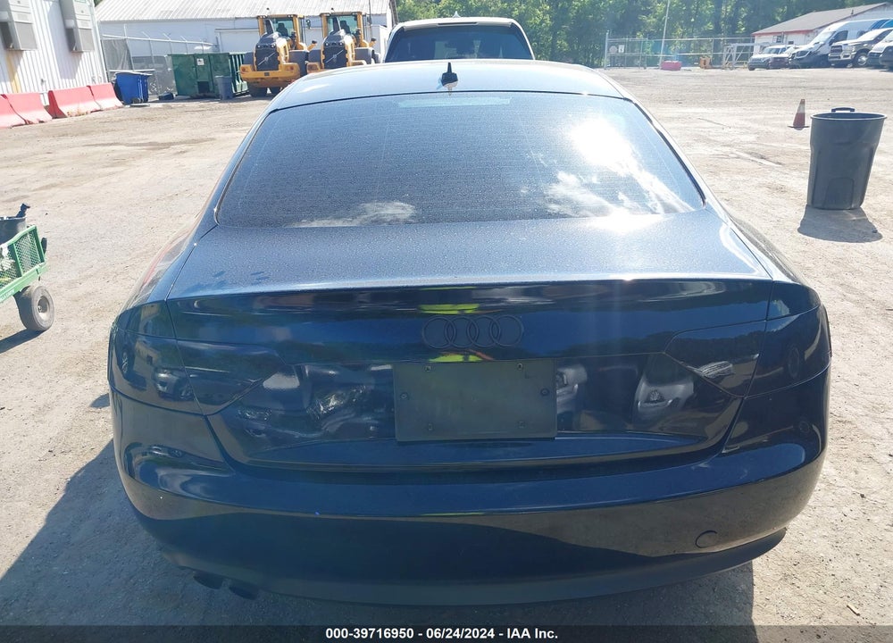 2010 AUDI A5 2.0T PREMIUM VIN: WAULFAFR1AA065455