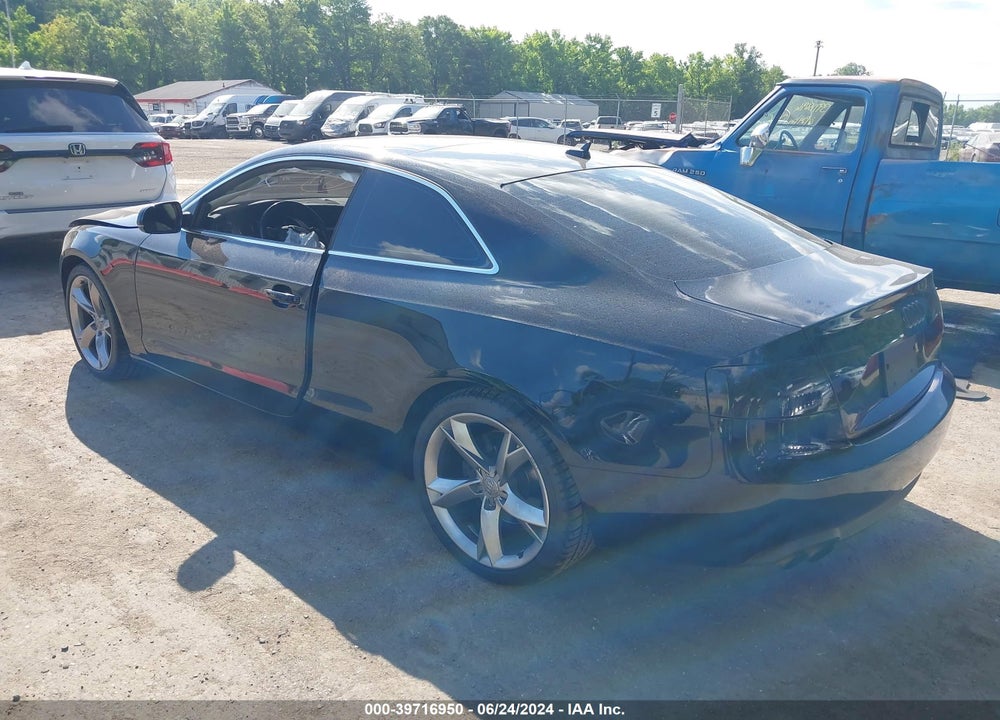 2010 AUDI A5 2.0T PREMIUM VIN: WAULFAFR1AA065455