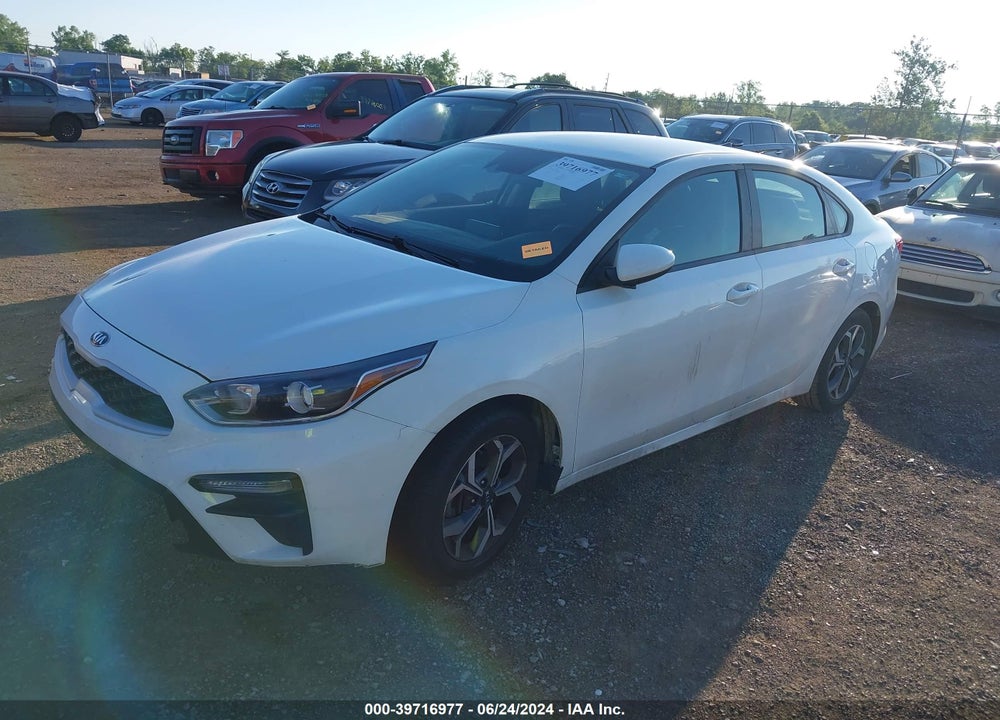 2019 KIA FORTE LXS VIN: 3KPF24AD7KE065757