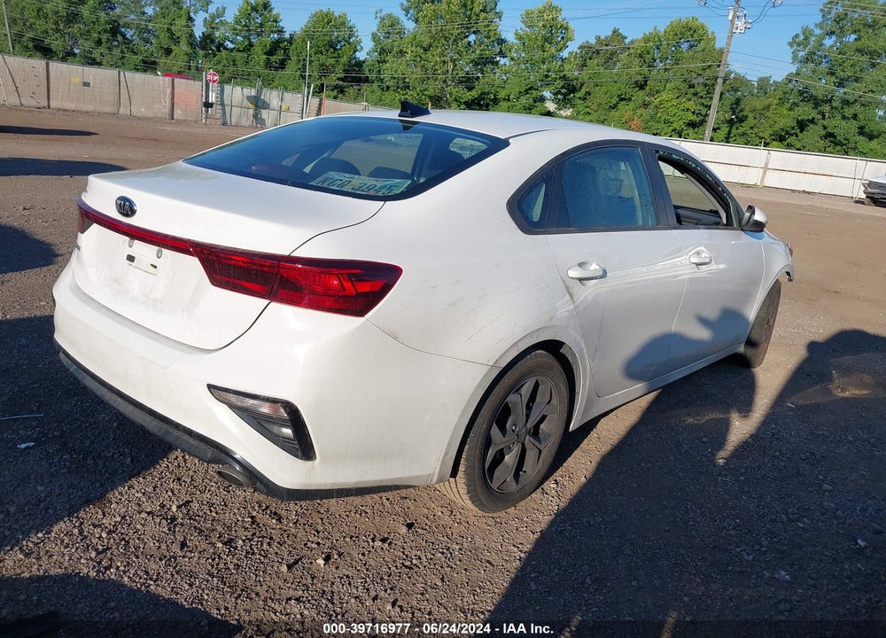 2019 KIA FORTE LXS VIN: 3KPF24AD7KE065757
