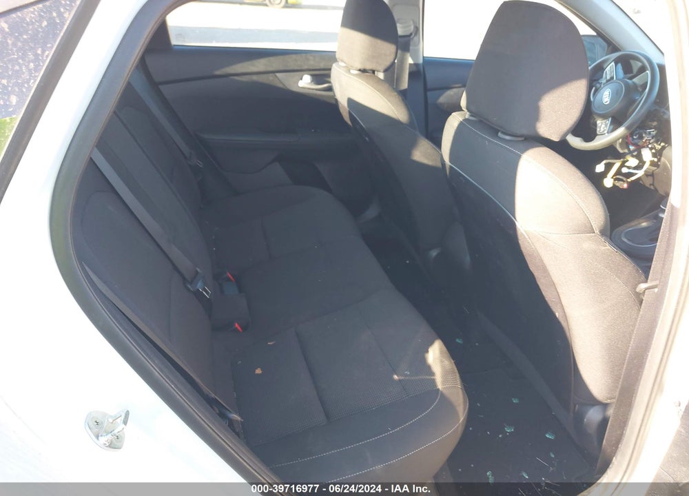 2019 KIA FORTE LXS VIN: 3KPF24AD7KE065757