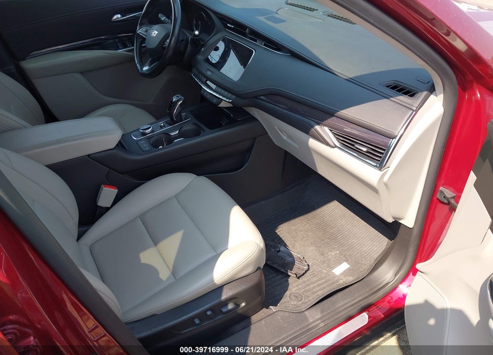 2019 CADILLAC XT4 LUXURY VIN: 1GYFZBR4XKF116060