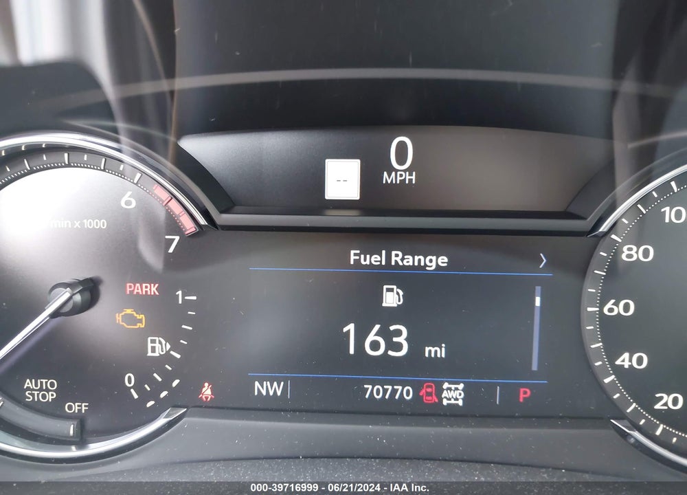 2019 CADILLAC XT4 LUXURY VIN: 1GYFZBR4XKF116060