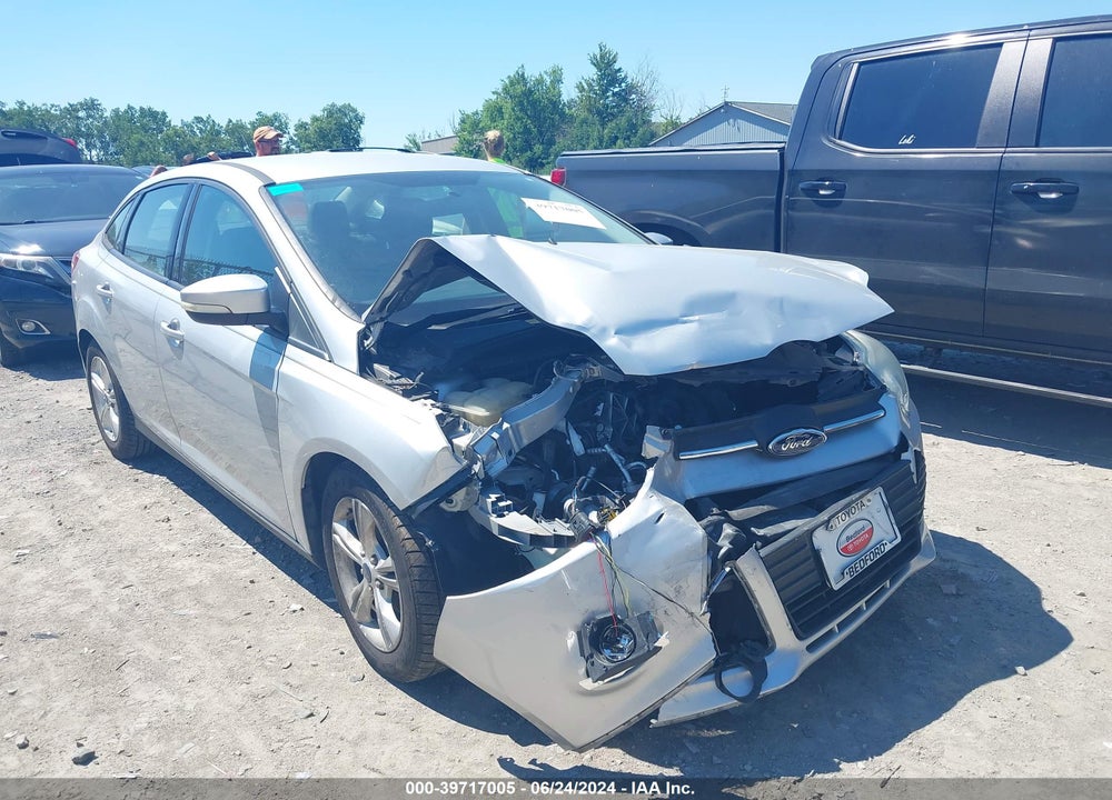 2014 FORD FOCUS SE VIN: 1FADP3F23EL439521