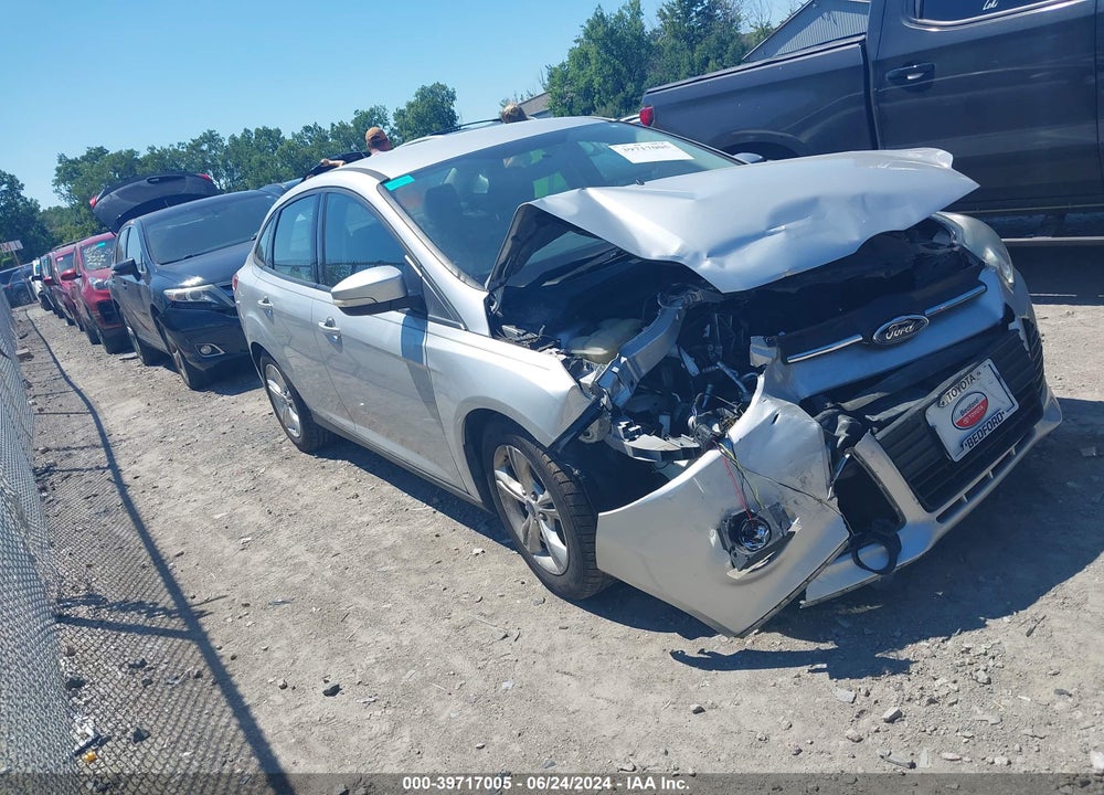 2014 FORD FOCUS SE VIN: 1FADP3F23EL439521