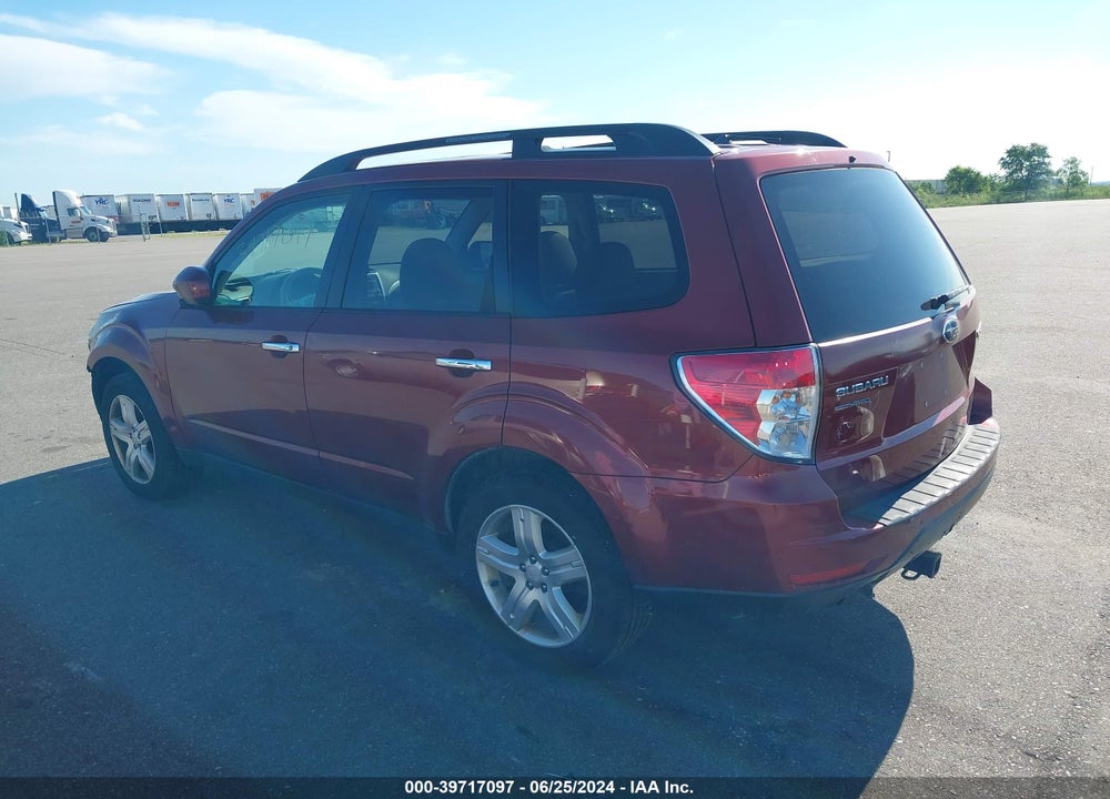 2010 SUBARU FORESTER 2.5X PREMIUM VIN: JF2SH6CC0AH770343