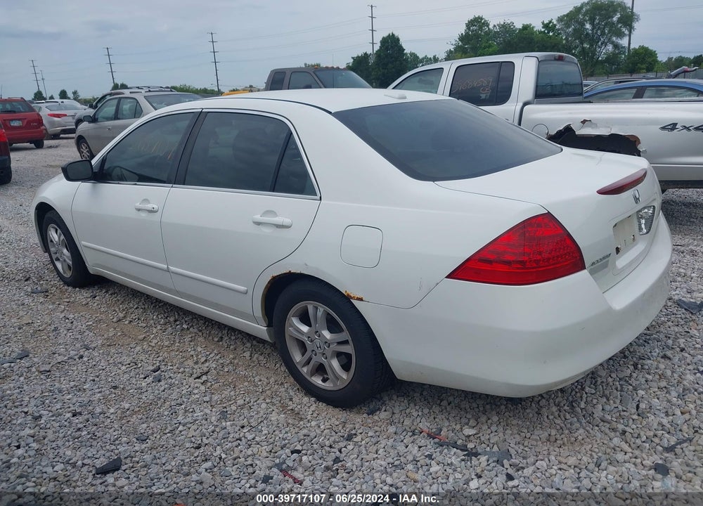 2007 HONDA ACCORD 2.4 EX VIN: 1HGCM56857A223832