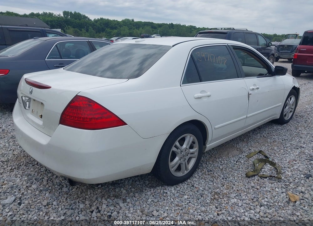 2007 HONDA ACCORD 2.4 EX VIN: 1HGCM56857A223832