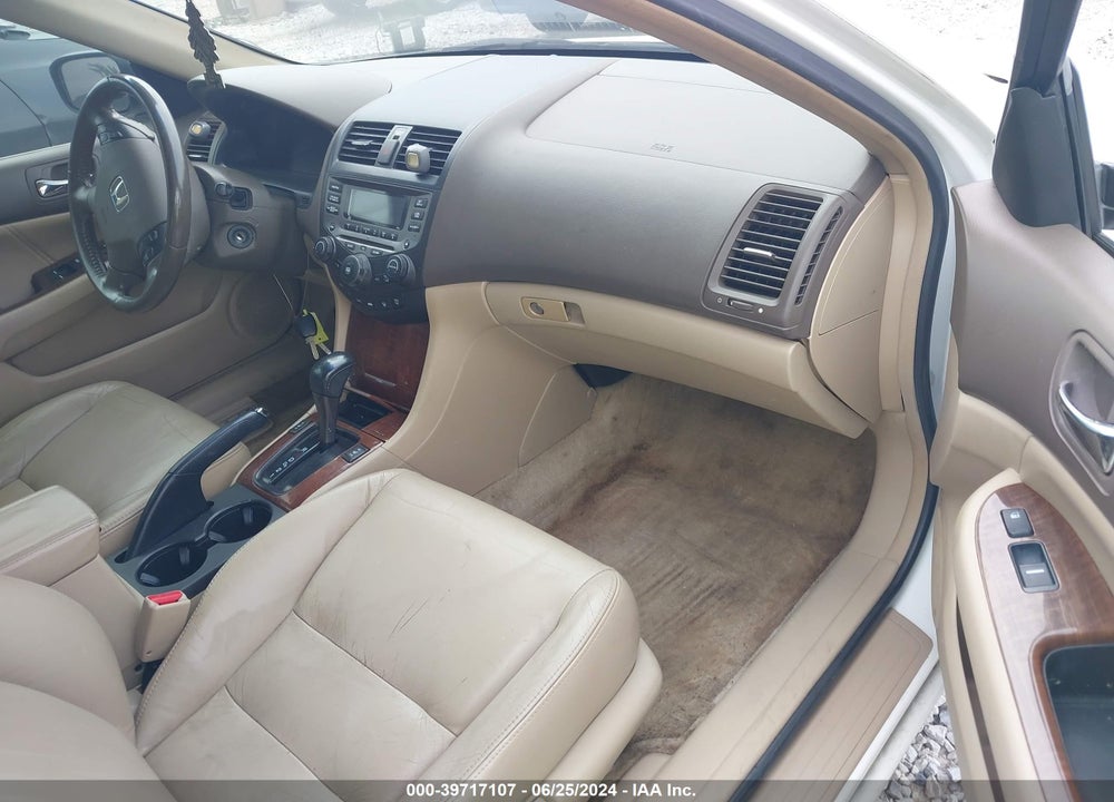 2007 HONDA ACCORD 2.4 EX VIN: 1HGCM56857A223832