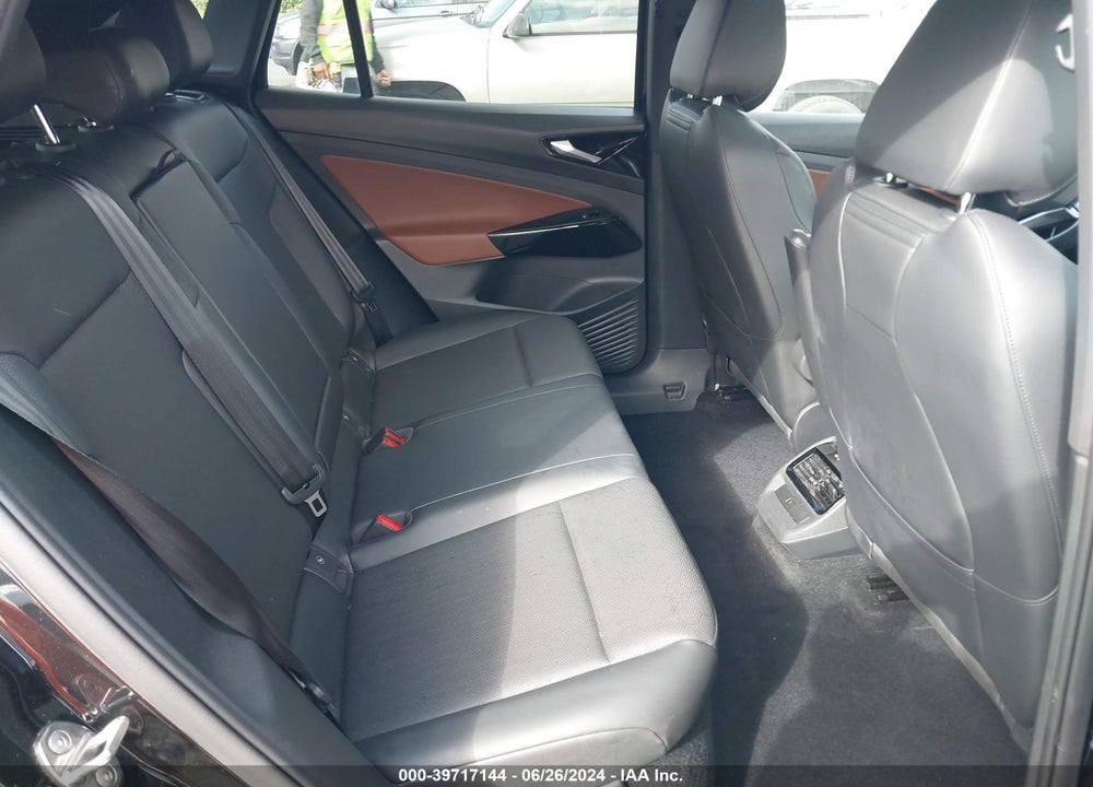 2021 VOLKSWAGEN ID.4 PRO S VIN: WVGTMPE26MP060930