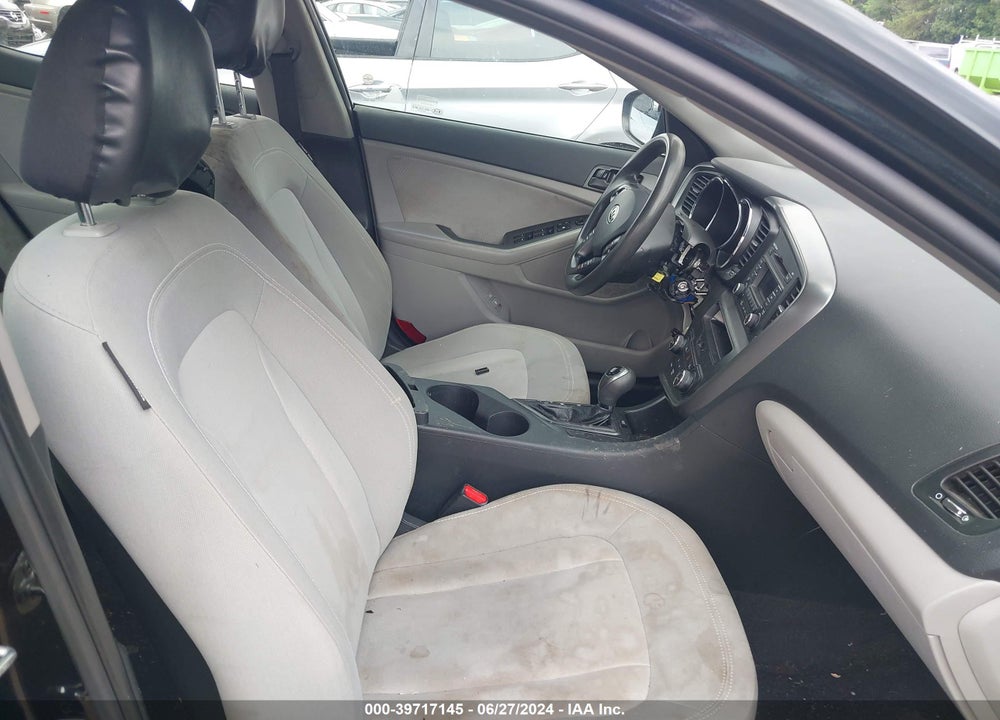 2011 KIA OPTIMA VIN: KNAGM4A72B5148272
