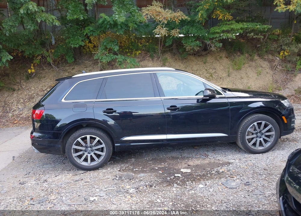 2017 AUDI Q7 3.0T PREMIUM VIN: WA1LAAF75HD055837