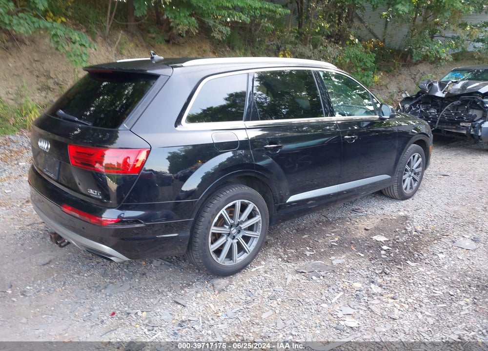 2017 AUDI Q7 3.0T PREMIUM VIN: WA1LAAF75HD055837