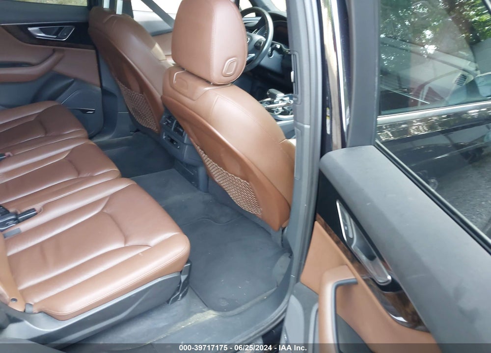 2017 AUDI Q7 3.0T PREMIUM VIN: WA1LAAF75HD055837