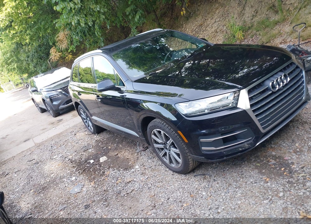 2017 AUDI Q7 3.0T PREMIUM VIN: WA1LAAF75HD055837