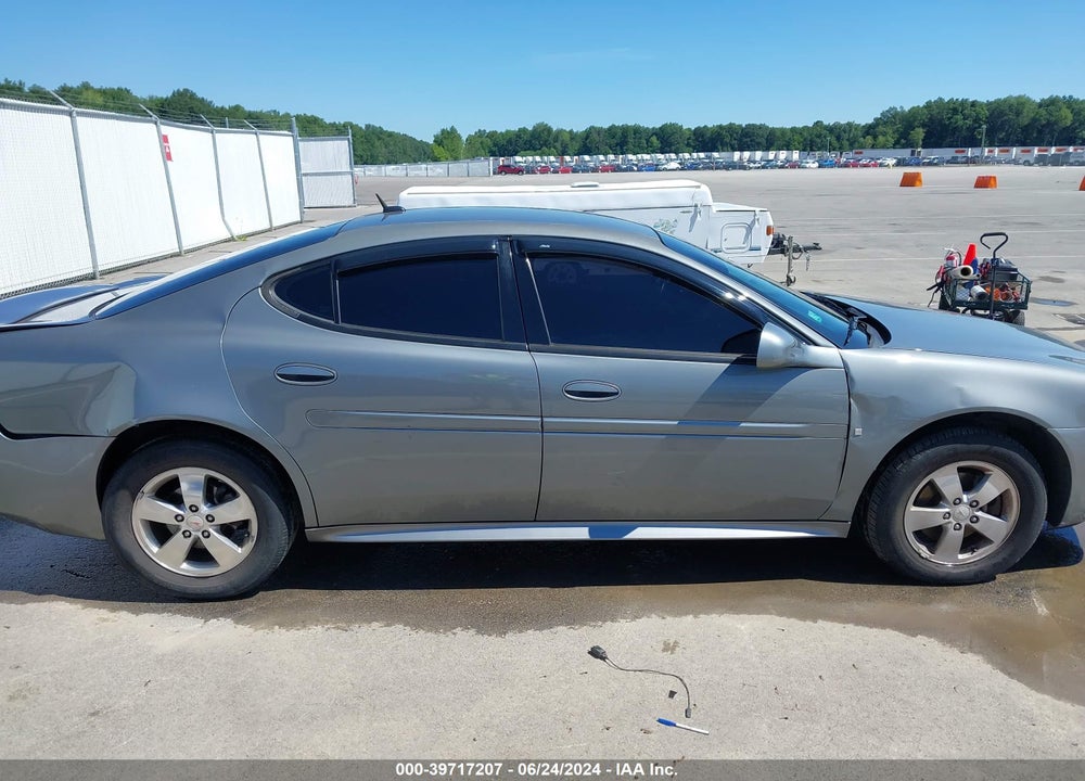 2007 PONTIAC GRAND PRIX VIN: 2G2WP552471207944