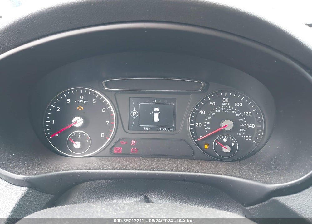 2018 KIA SORENTO 2.4L LX VIN: 5XYPGDA34JG368090