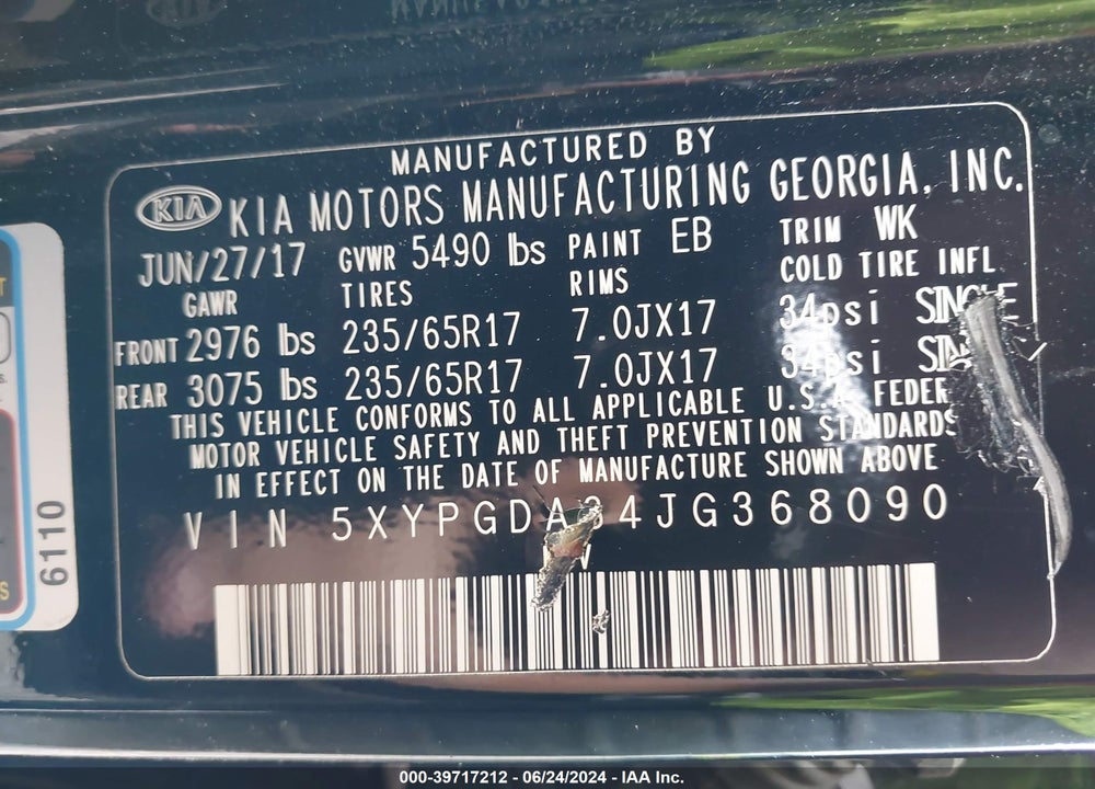 2018 KIA SORENTO 2.4L LX VIN: 5XYPGDA34JG368090