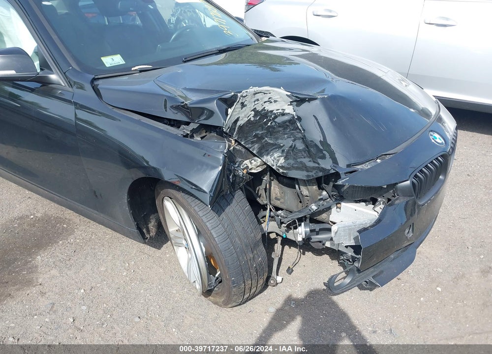 2013 BMW 328I XDRIVE VIN: WBA3B5G5XDNP40327