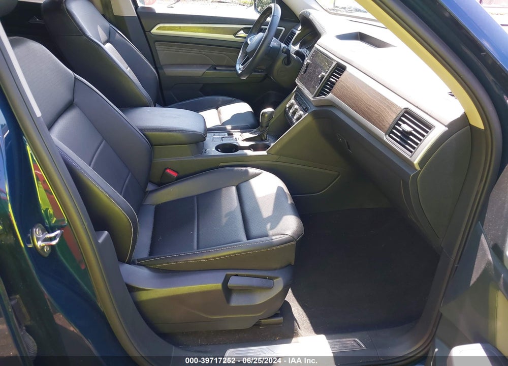 2021 VOLKSWAGEN ATLAS 3.6L V6 SE W/TECHNOLOGY VIN: 1V2WR2CA8MC575806