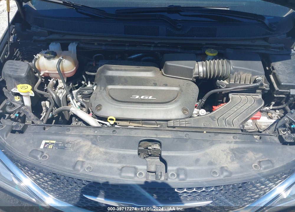 2018 CHRYSLER PACIFICA TOURING L PLUS VIN: 2C4RC1EG3JR312458