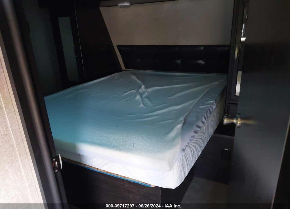 2019 GRAND DESIGN IMAGINE VIN: 573TE3220K6614814