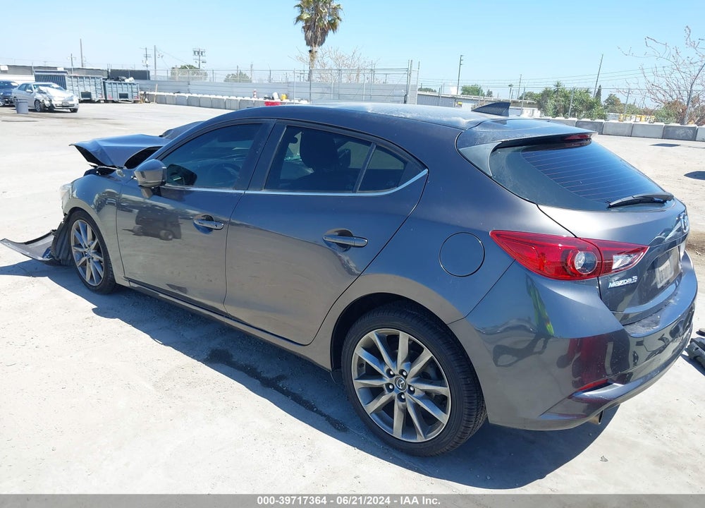 2018 MAZDA 3 TOURING VIN: 3MZBN1L32JM272891