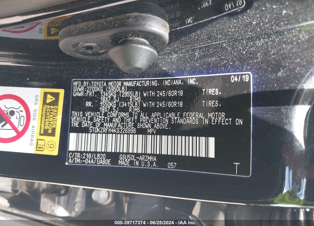 2019 TOYOTA HIGHLANDER XLE VIN: 5TDKZRFH4KS326996