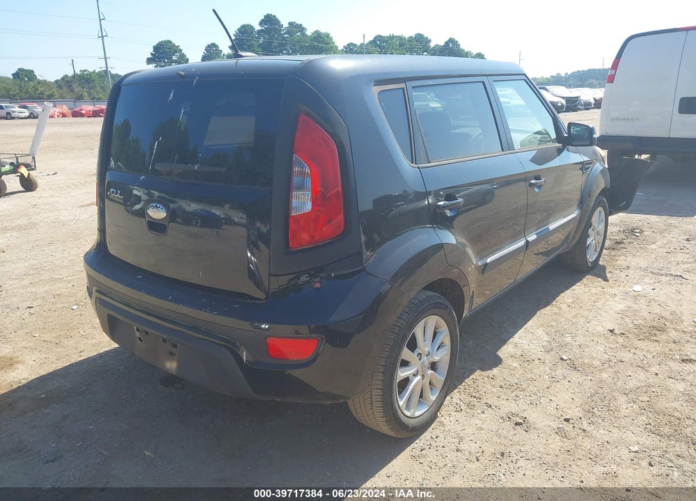 2013 KIA SOUL SPORT VIN: KNDJT2A60D7586450