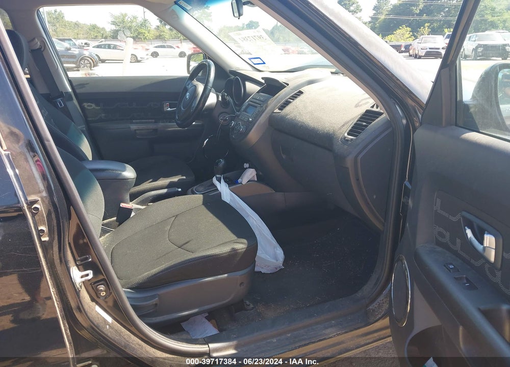 2013 KIA SOUL SPORT VIN: KNDJT2A60D7586450