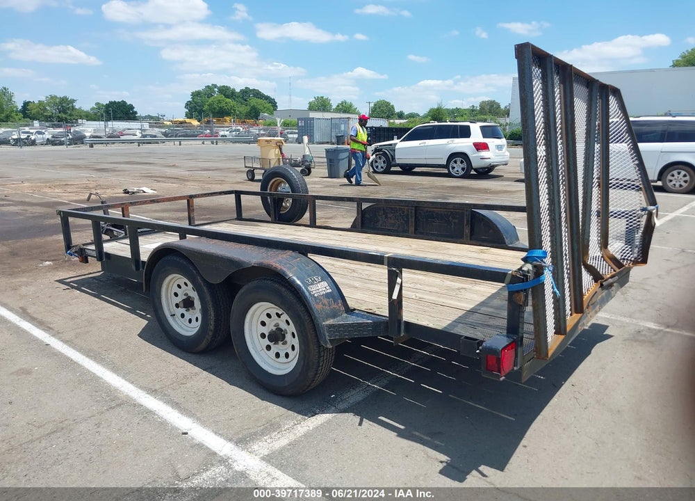2019 SUPERIOR TRAILER VIN: 4M8ES1427KD000400