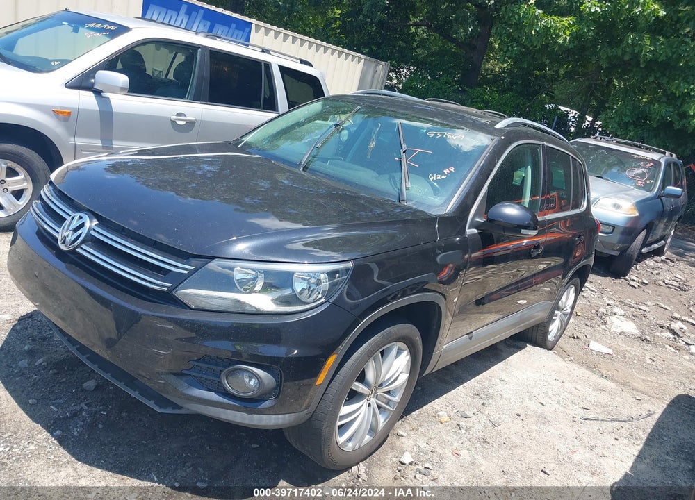 2012 VOLKSWAGEN TIGUAN SE VIN: WVGBV7AX7CW537864