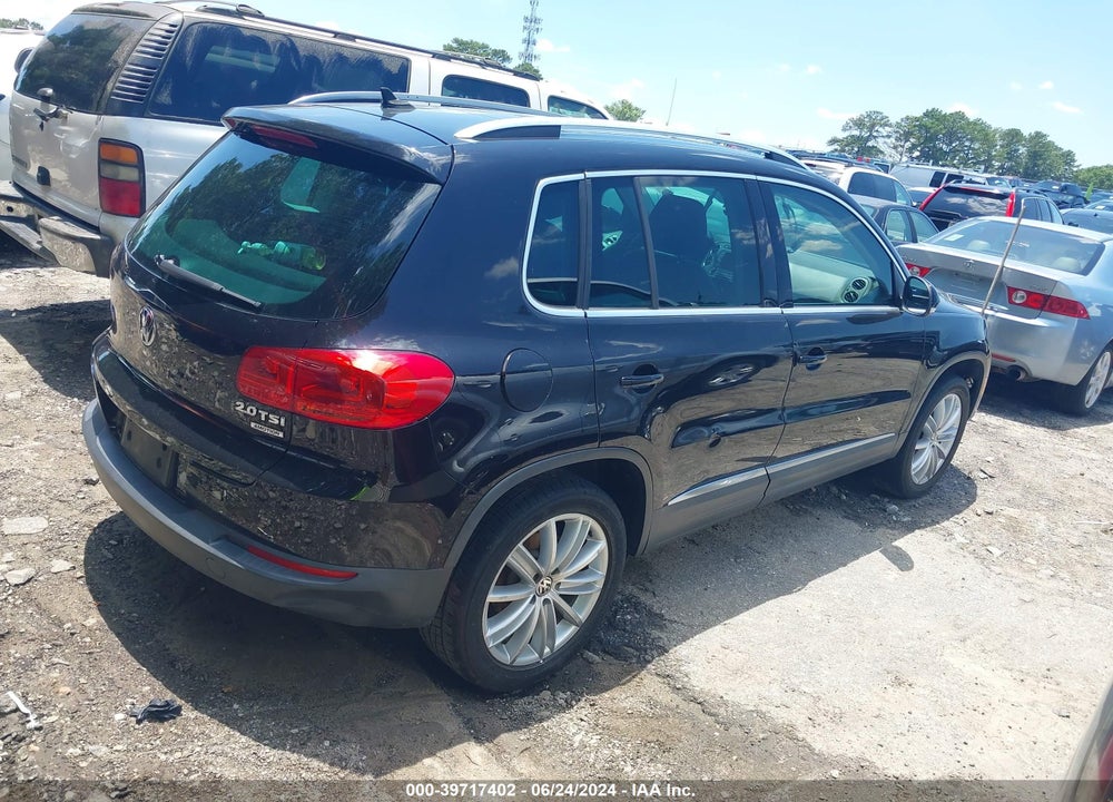 2012 VOLKSWAGEN TIGUAN SE VIN: WVGBV7AX7CW537864