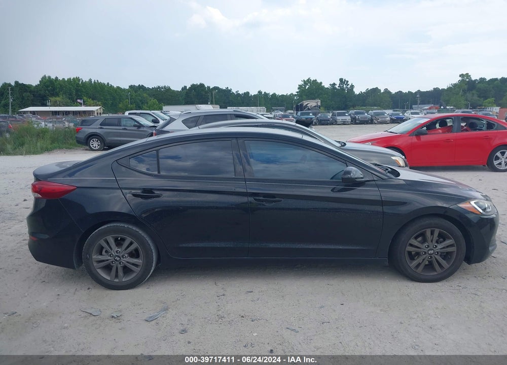 2018 HYUNDAI ELANTRA SEL VIN: 5NPD84LF6JH292565